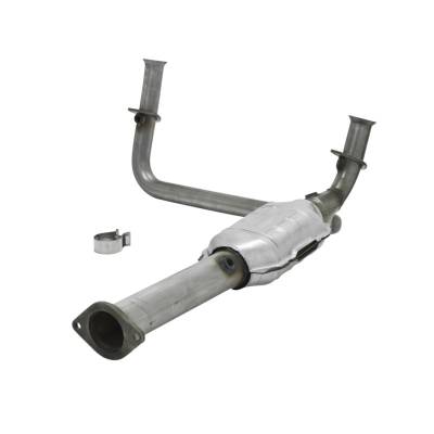 Exhaust  - Catalytic Converters - Flowmaster - Flowmaster 2010022 1996-1999 Chevy GMC Truck 4.3L 5.0L Direct Fit Cat Converter